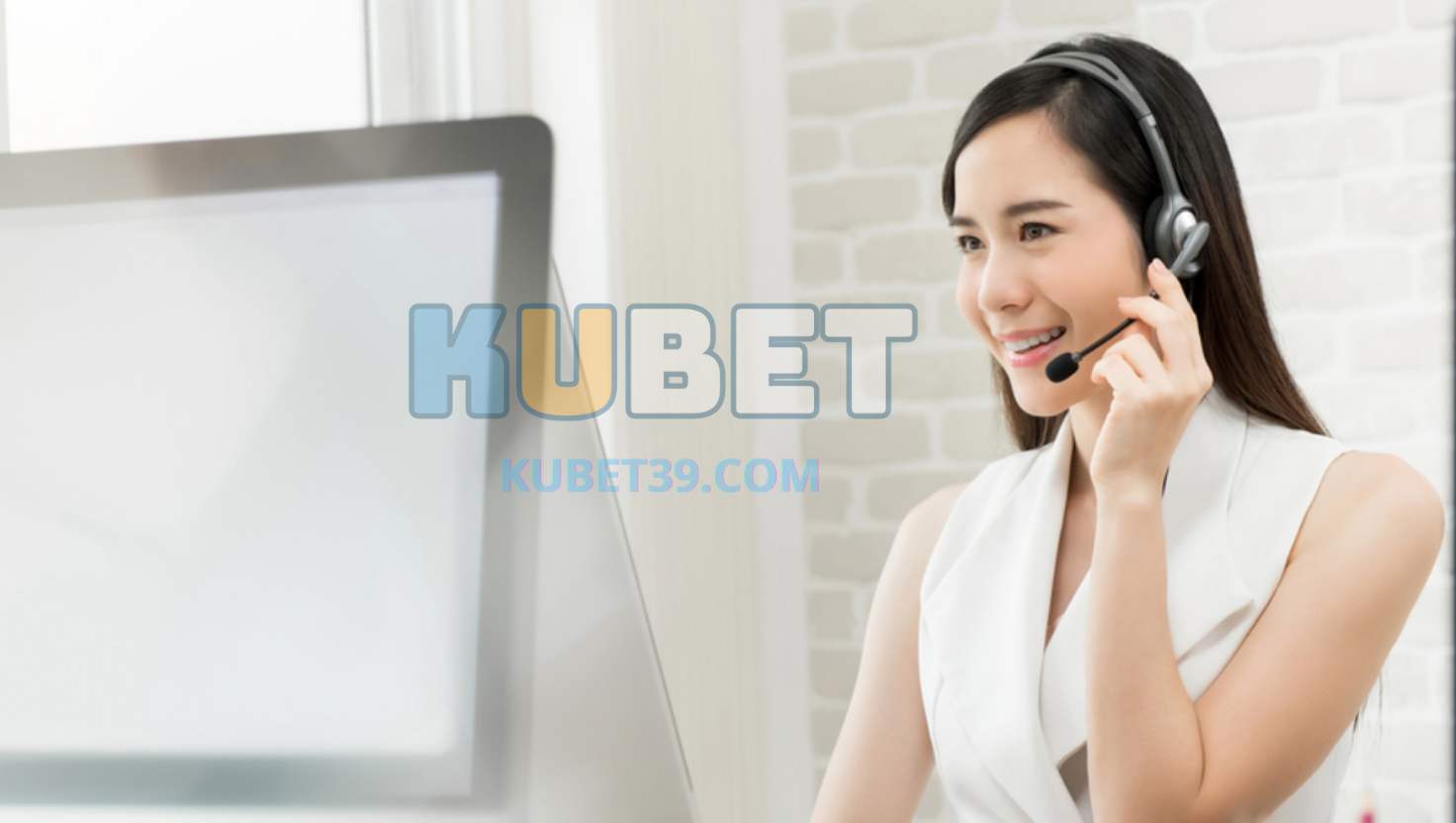 Chăm Sóc Khách Hàng Tận Tâm